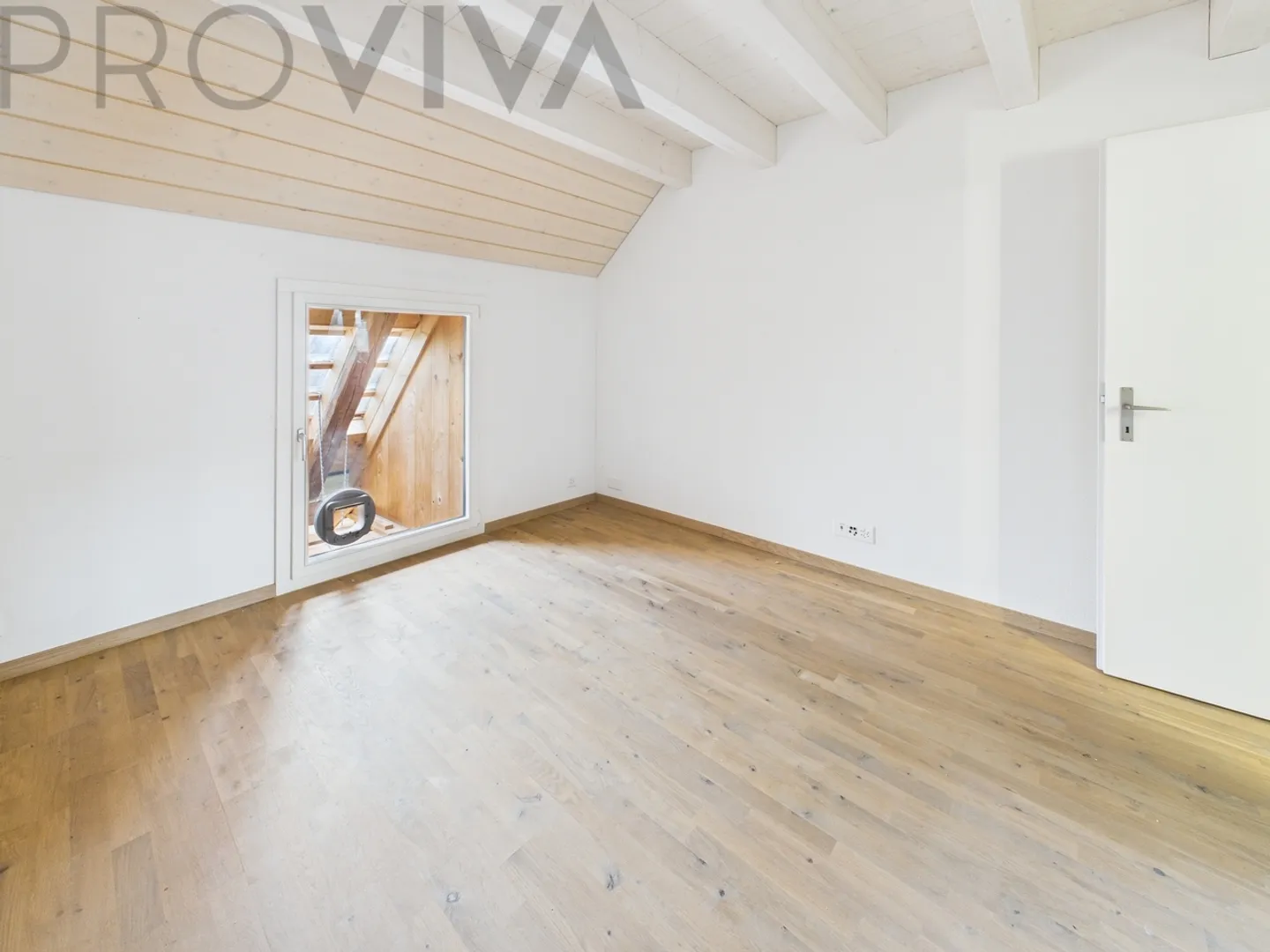 Duplex 5.5 rooms - Photo 8 of 10