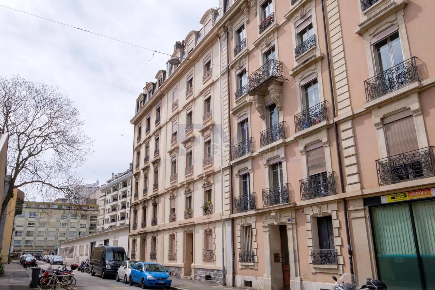 Duplex Élégant à Plainpalais - Photo 5 sur 6