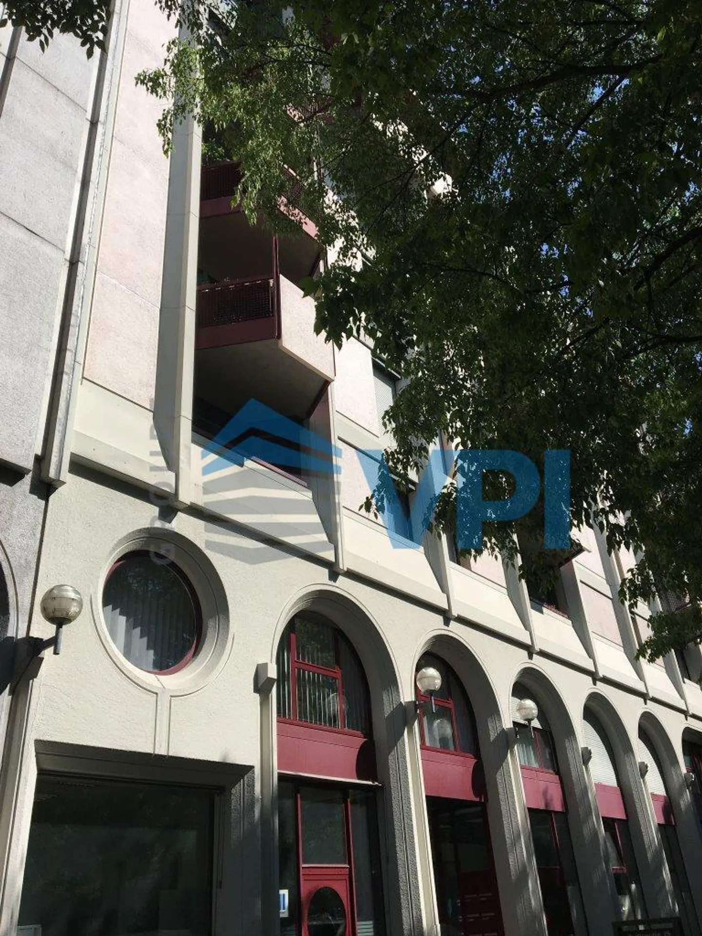 Carouge - 4-Zimmer-Wohnung mit Balkon - Foto 1 von 6