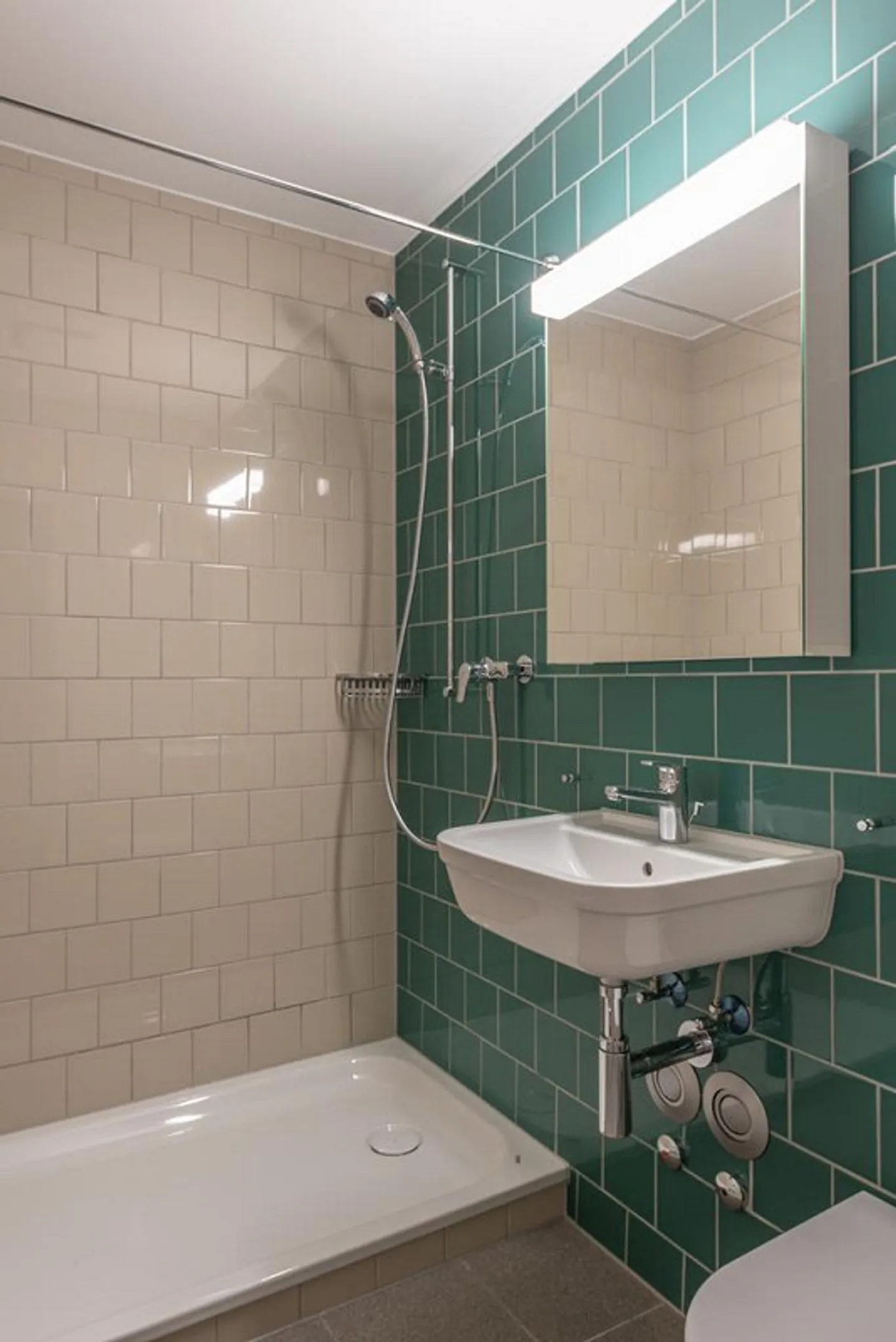 Moderne Wohnung im Stadtzentrum - Foto 3 von 6