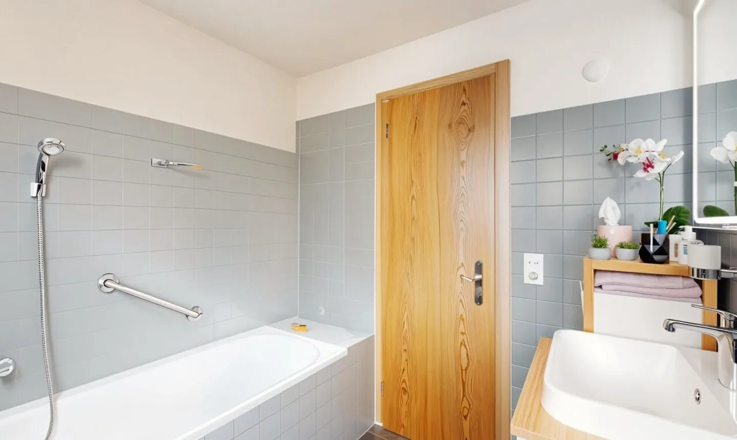 Charming Loft Apartment in Alps - Photo 10 of 11