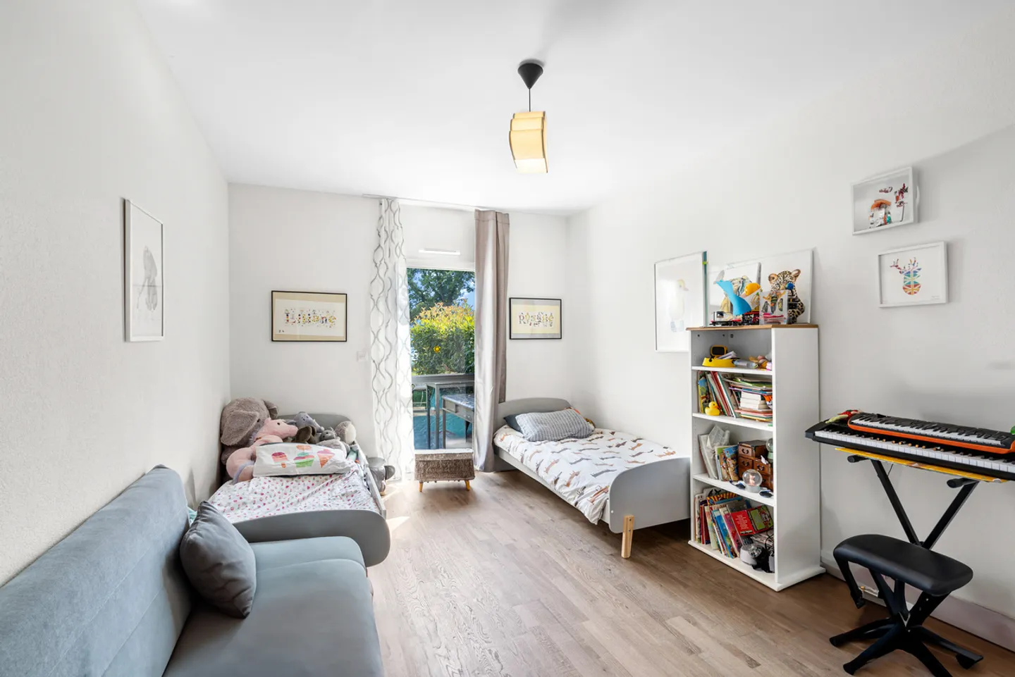 Wunderschöne 3,5-Zimmer-Wohnung mit Garten und Seeblick in St-Légier - Foto 7 von 12
