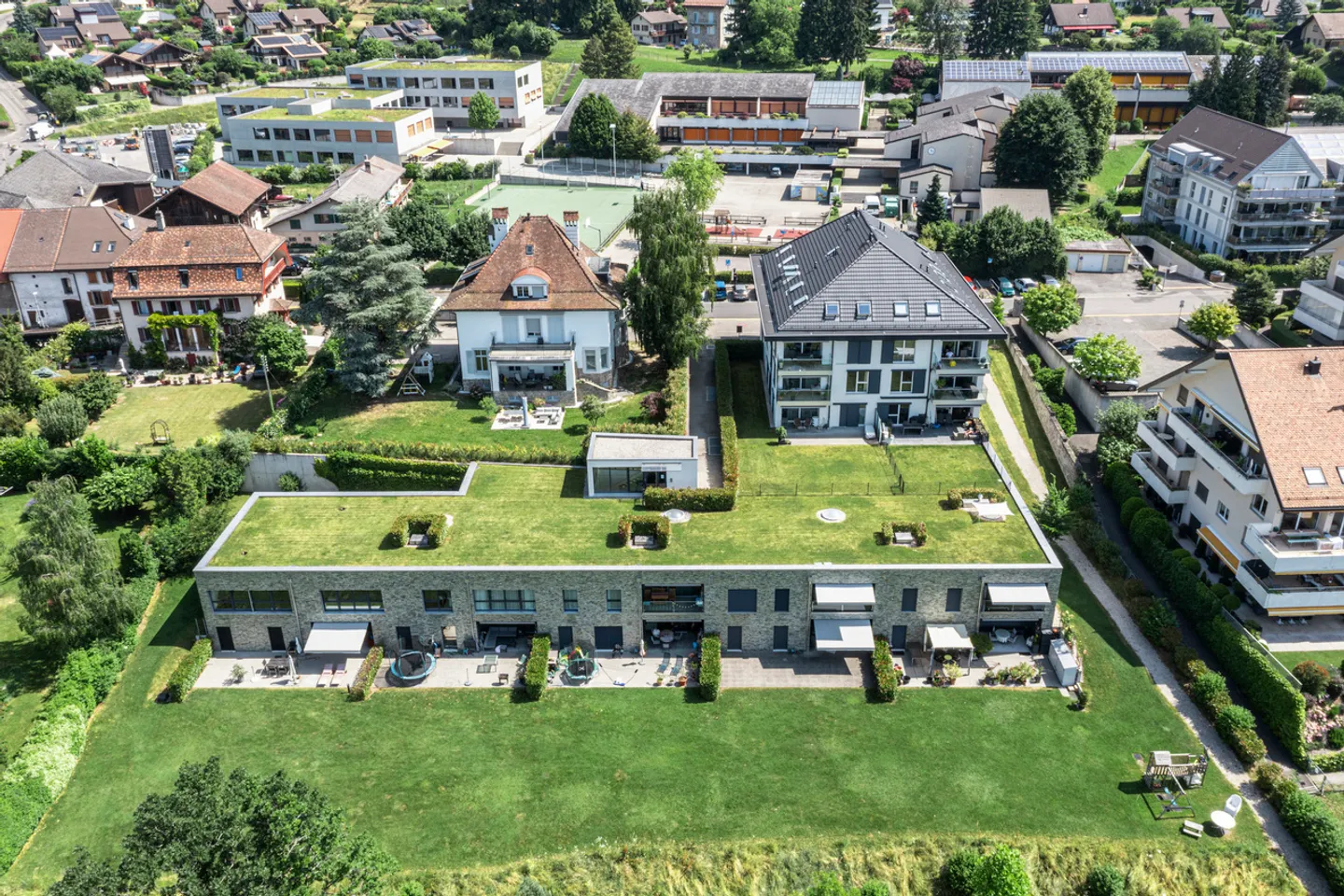 Wunderschöne 3,5-Zimmer-Wohnung mit Garten und Seeblick in St-Légier - Foto 10 von 12
