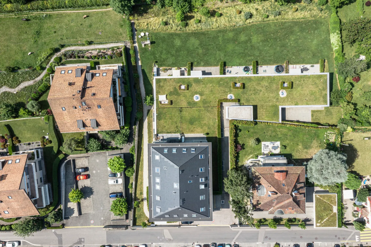 Wunderschöne 3,5-Zimmer-Wohnung mit Garten und Seeblick in St-Légier - Foto 11 von 12