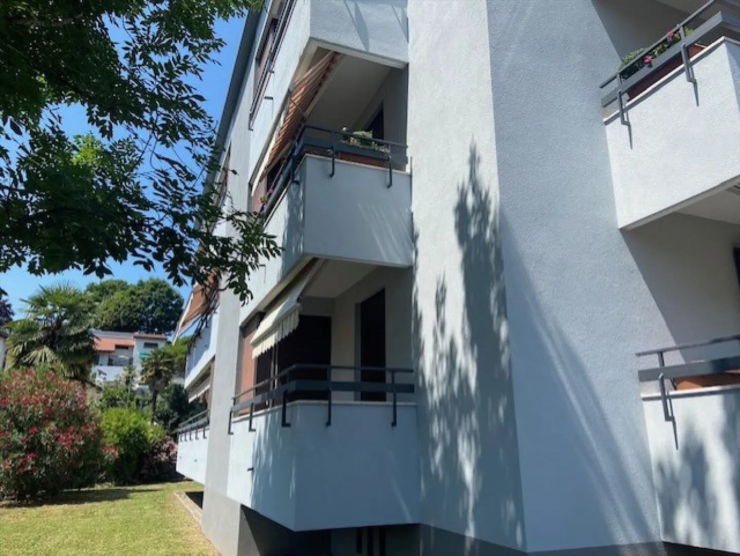 Morbio Inferiore - Appartement 4,5 pièces - dans un quartier résidentiel - Photo 2 sur 8