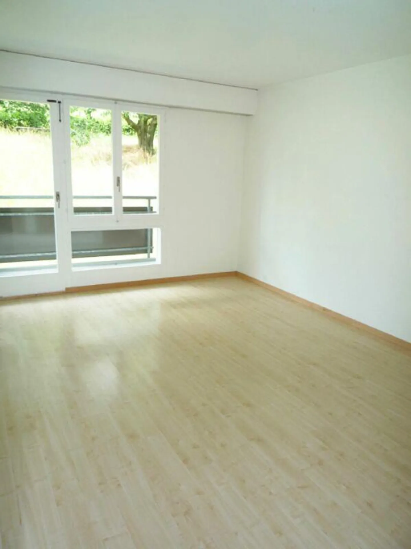 Condominium de 4,5 pièces au rez-de-chaussée surélevé - Photo 6 sur 11