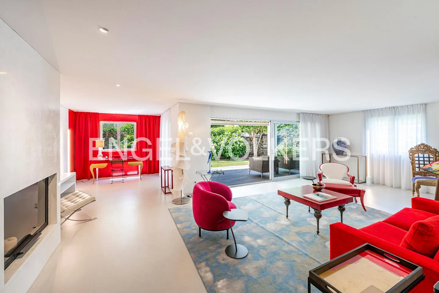 Villa Rubino - Designer Garden Duplex (65) - Photo 5 of 7