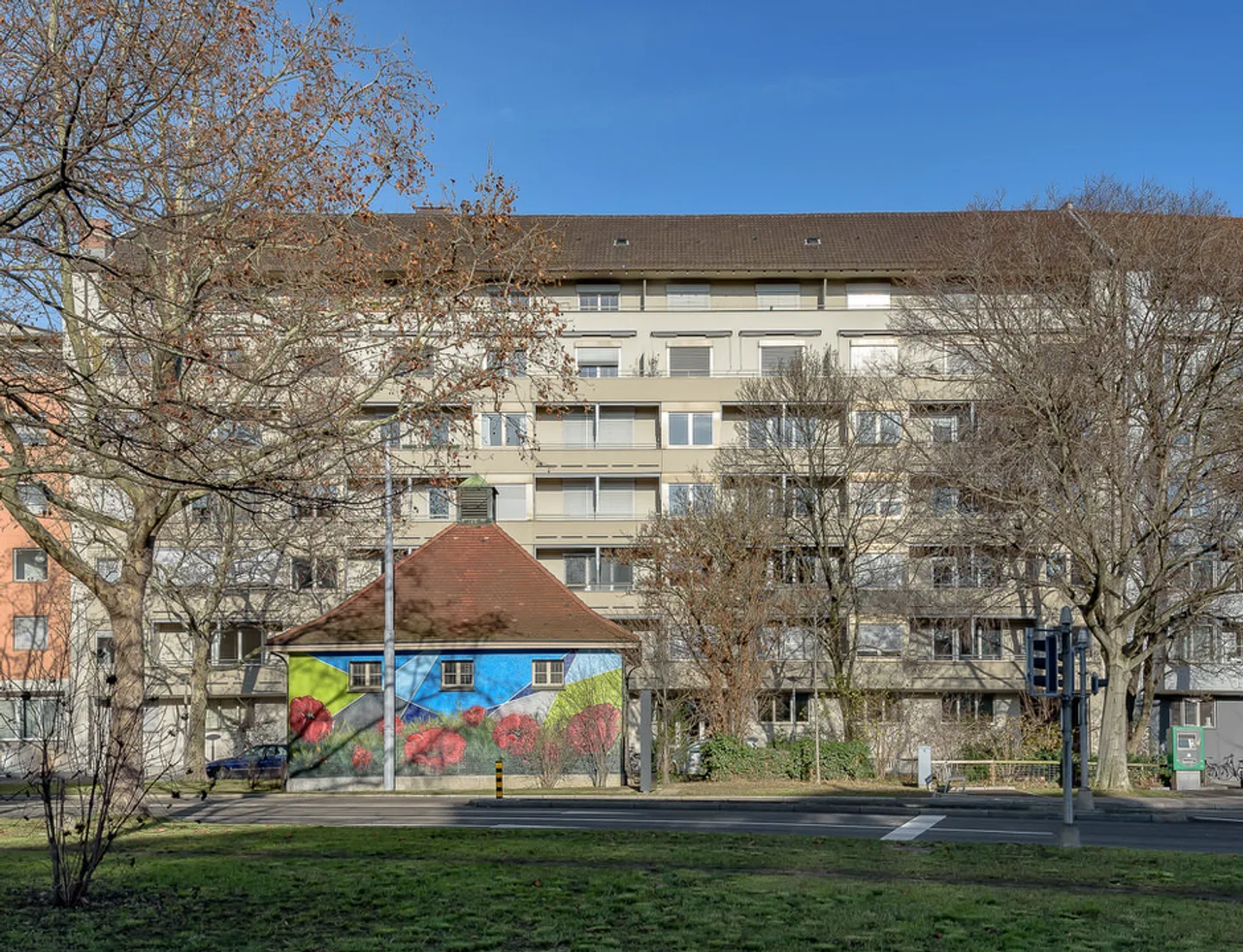 Avez-vous besoin d'une place de parking près de la vieille ville ? - Photo 1 sur 1