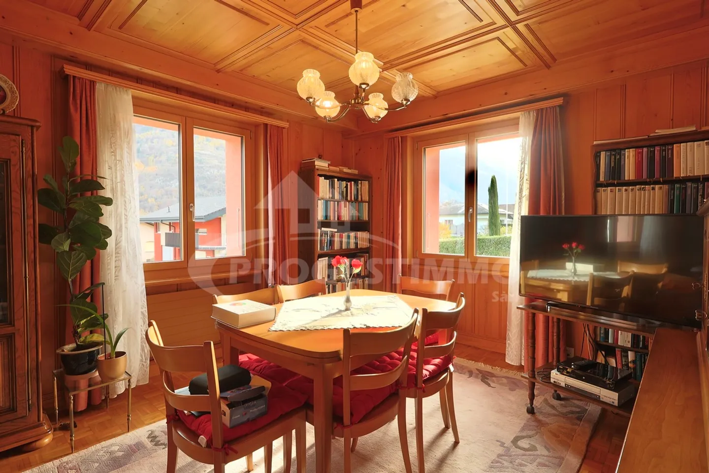 MAISON AVEC 6 CHAMBRES ET UN GRAND JARDIN - Photo 5 sur 10