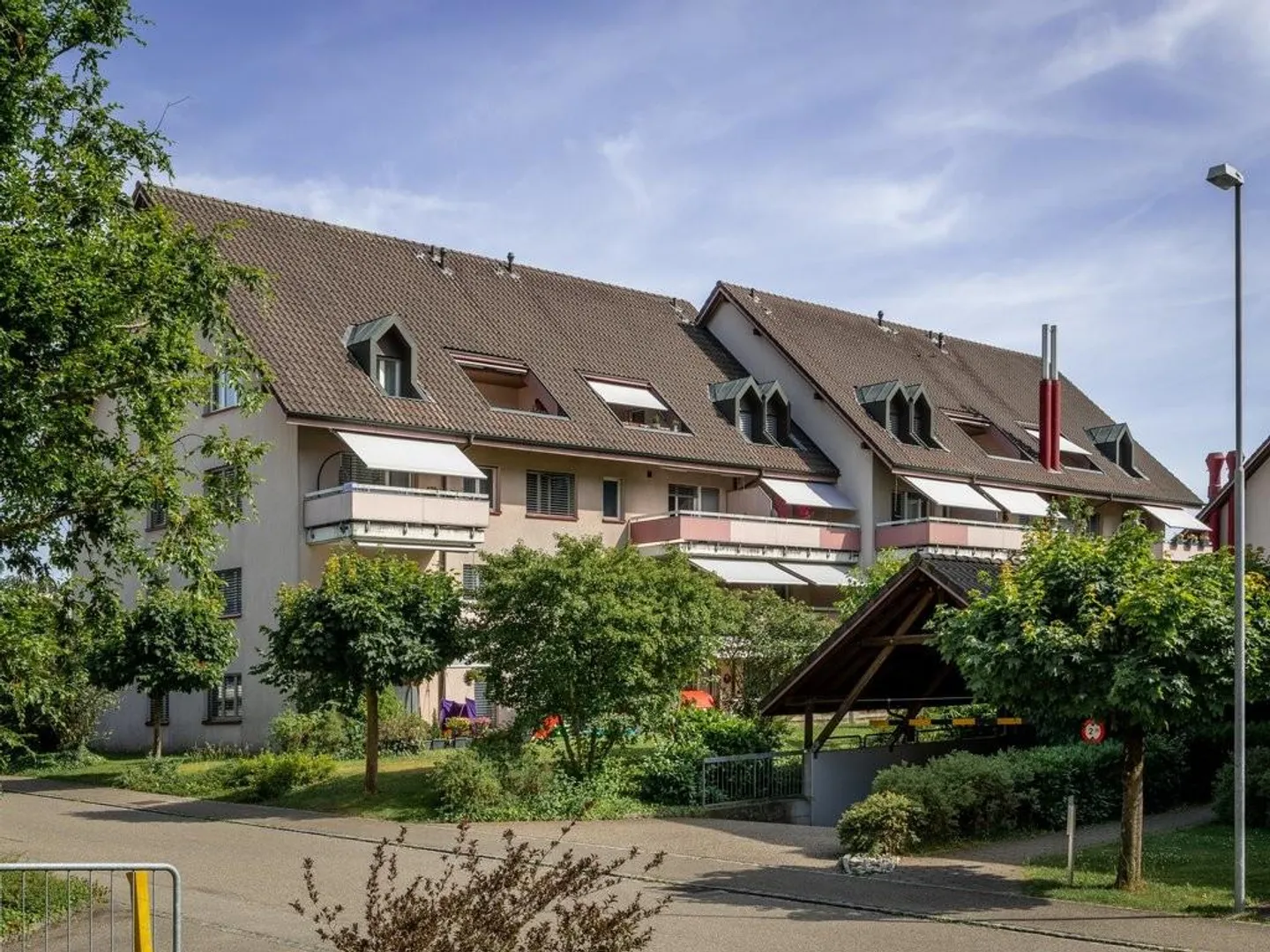 RENT WITHOUT DEPOSIT - Beautiful apartment near the Aare - Photo 1 of 12