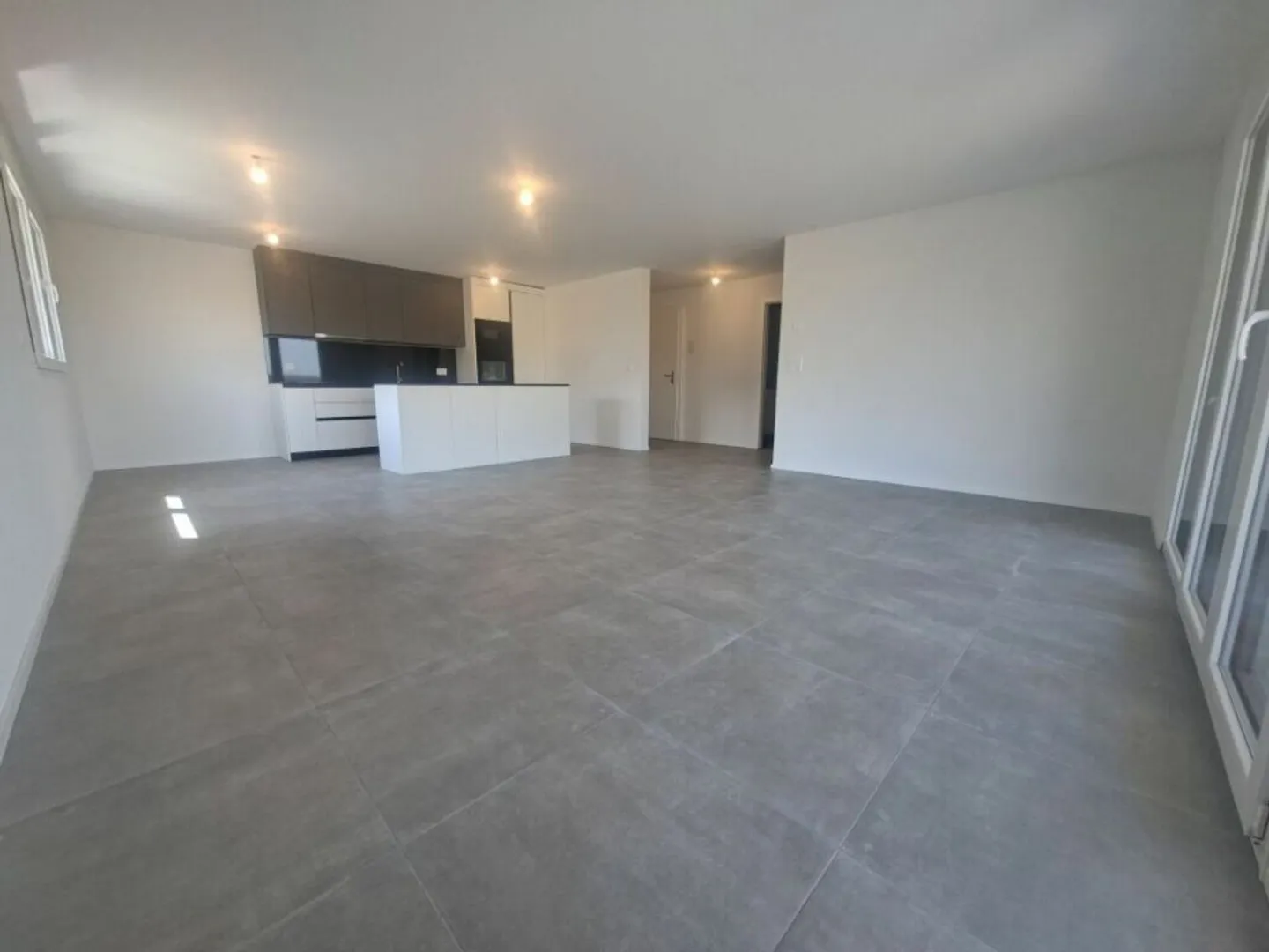 Wohnung mieten - Foto 2 von 10
