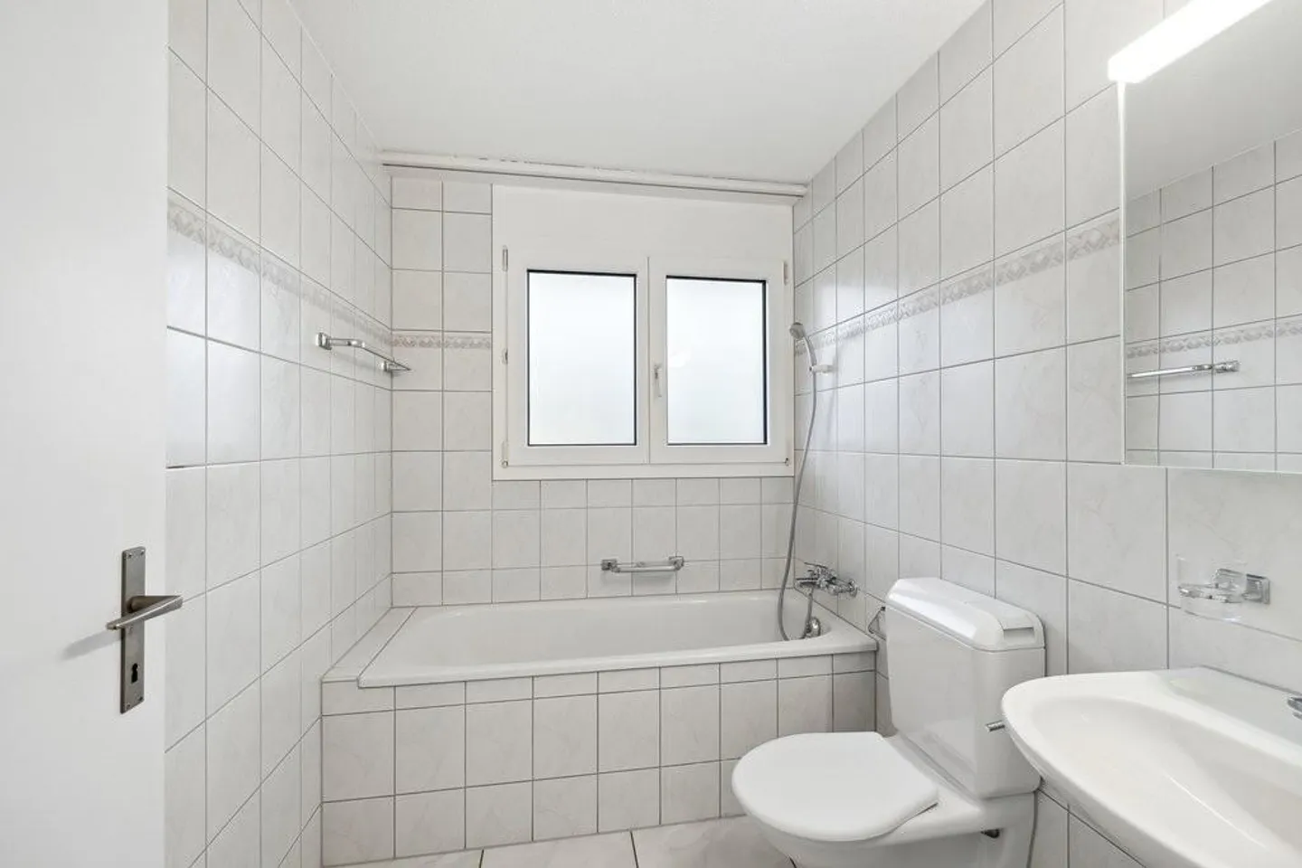 RENT WITHOUT DEPOSIT - Beautiful apartment near the Aare - Photo 4 of 12