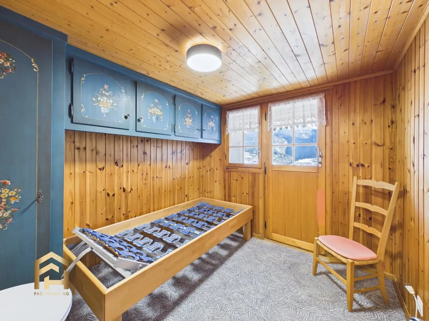 Charming little house with unobstructed view and idyllic surroundings - Photo 13 of 13