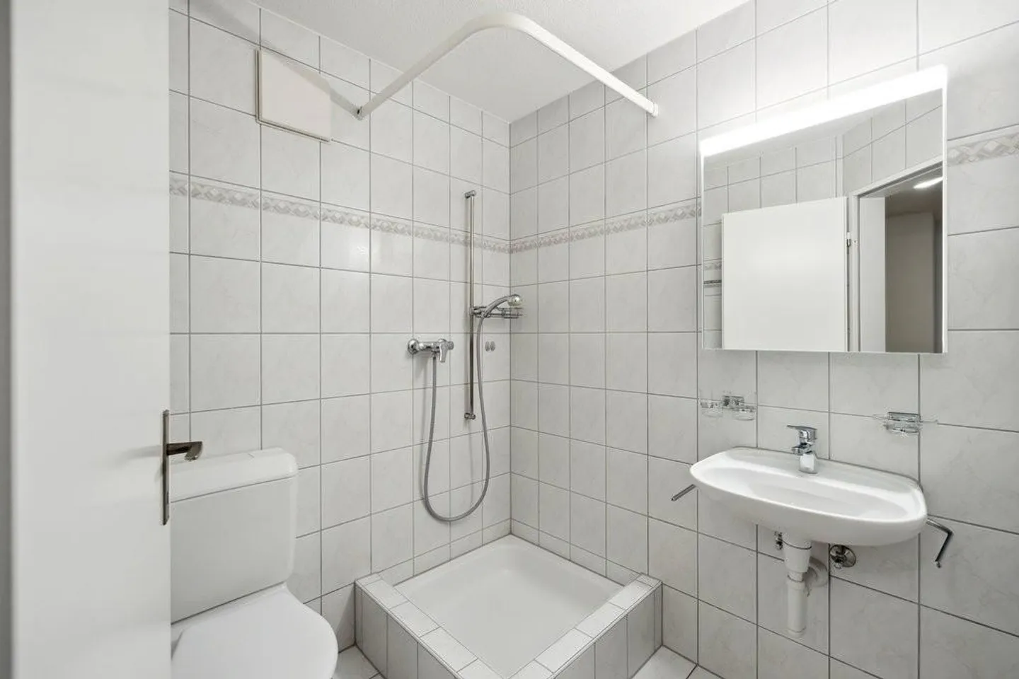 RENT WITHOUT DEPOSIT - Beautiful apartment near the Aare - Photo 5 of 12