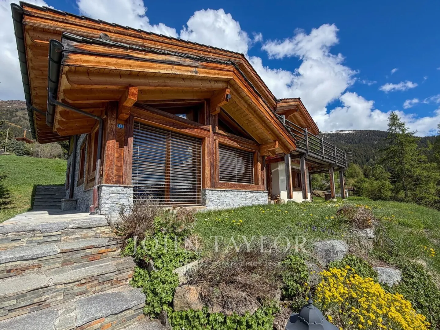 Appartamento Alpino in Affitto – Verbier - Foto 1 di 13