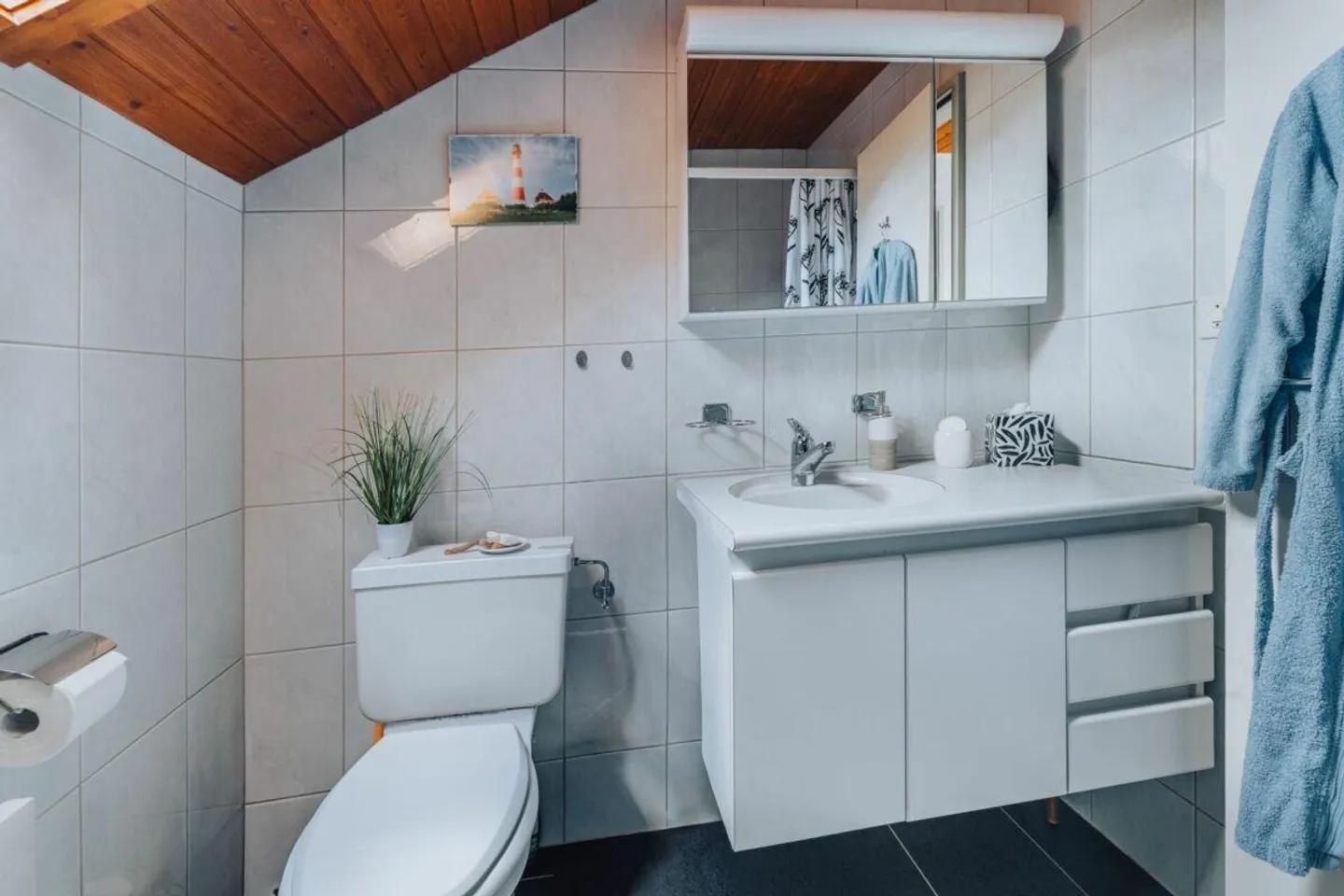 4.5 Zimmer Einfamilienhaus mit grosszügigem Grundstück Kopie - Foto 9 von 9