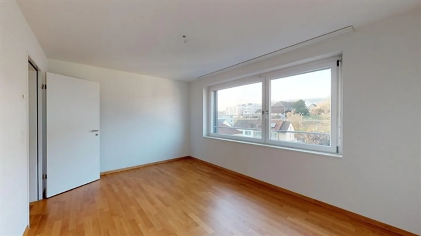 1 MONTH FREE living - Are you looking for more space for your family? - Photo 6 of 10