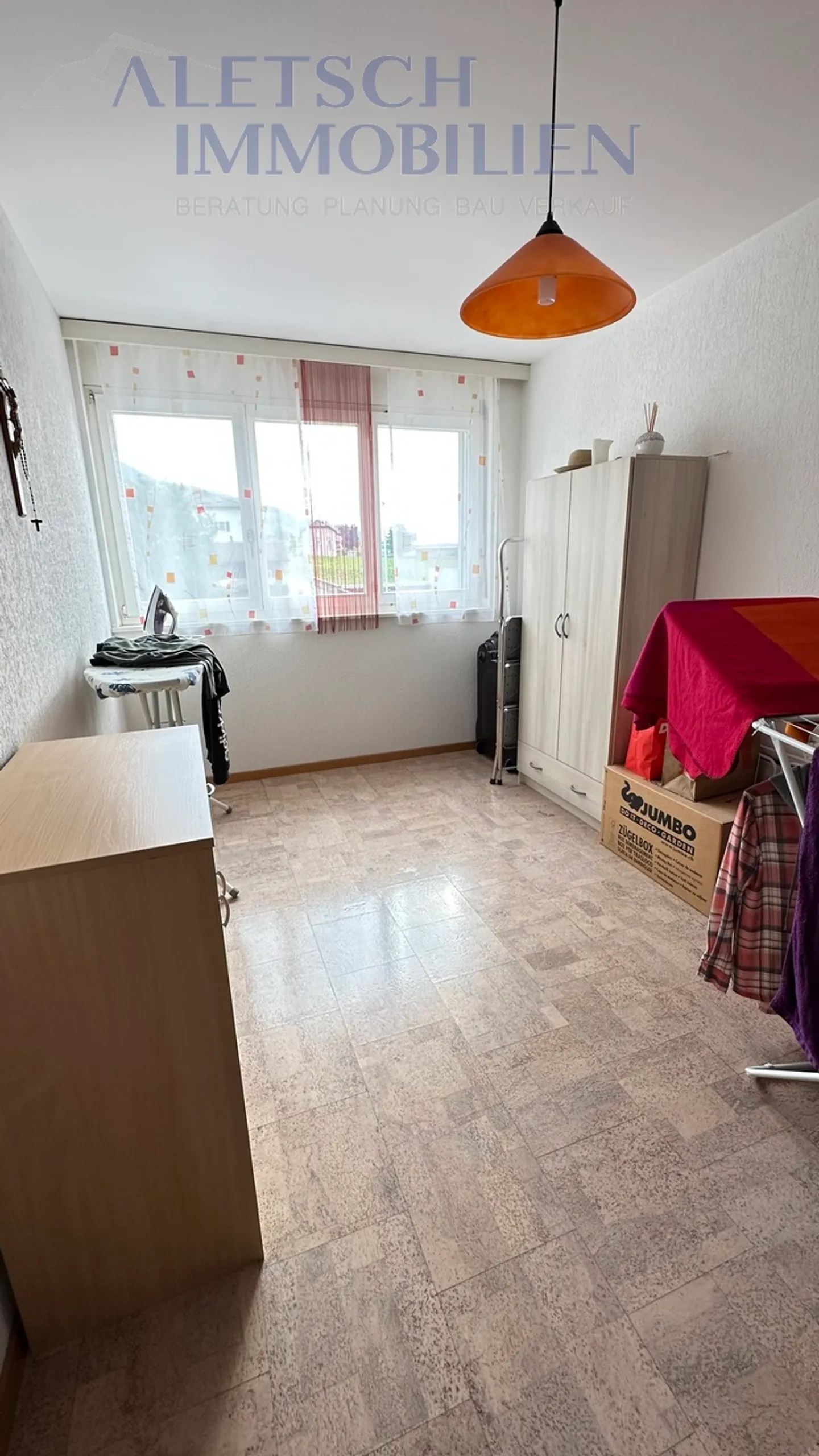Appartement central de 4,5 pièces avec balcon orienté au sud, au cœur du village - Photo 8 sur 14