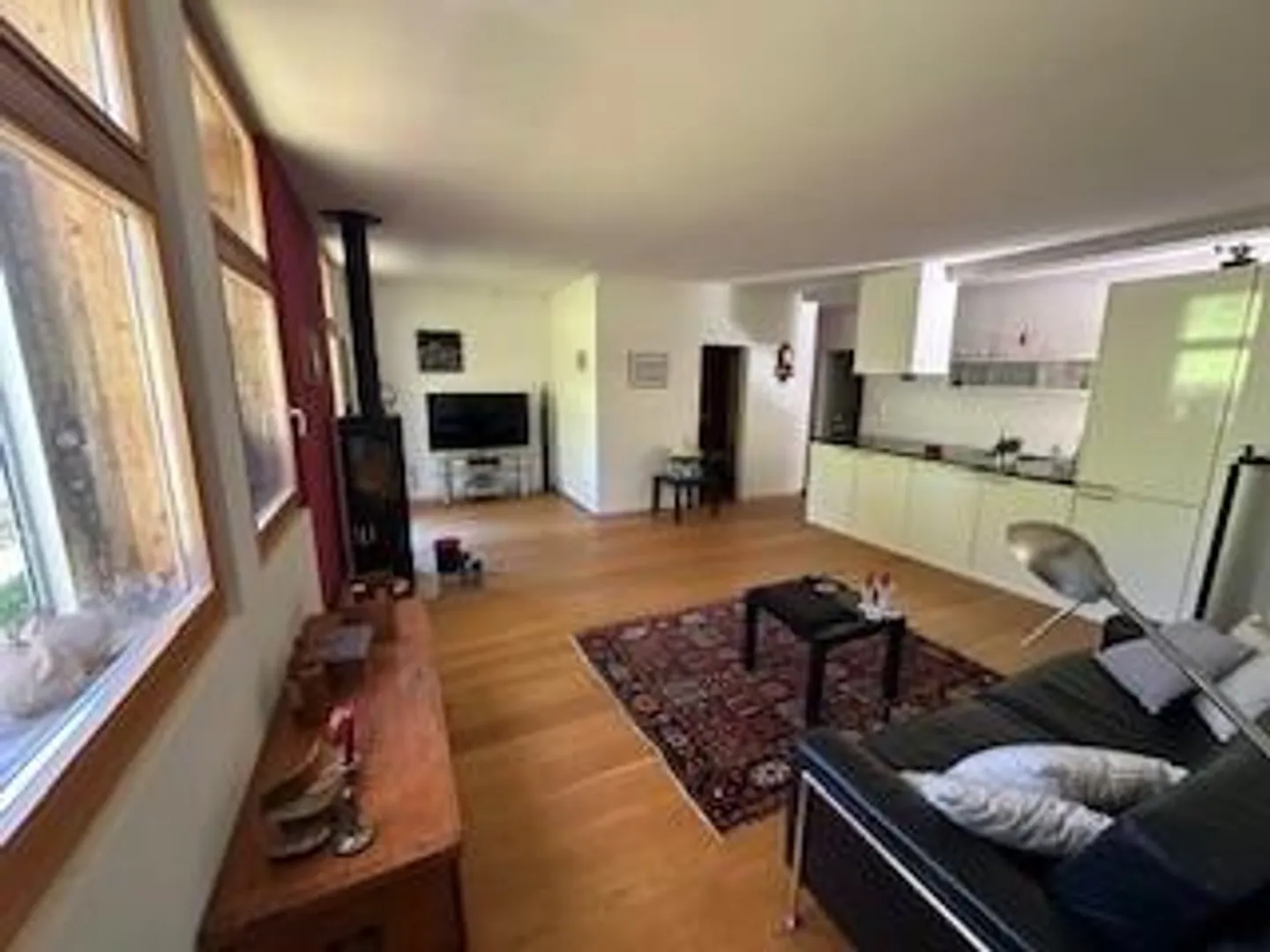 Cozy and Quiet 2.5 Room Apartment, 60m2, CHF 1,150.- incl. NK - Photo 1 of 9