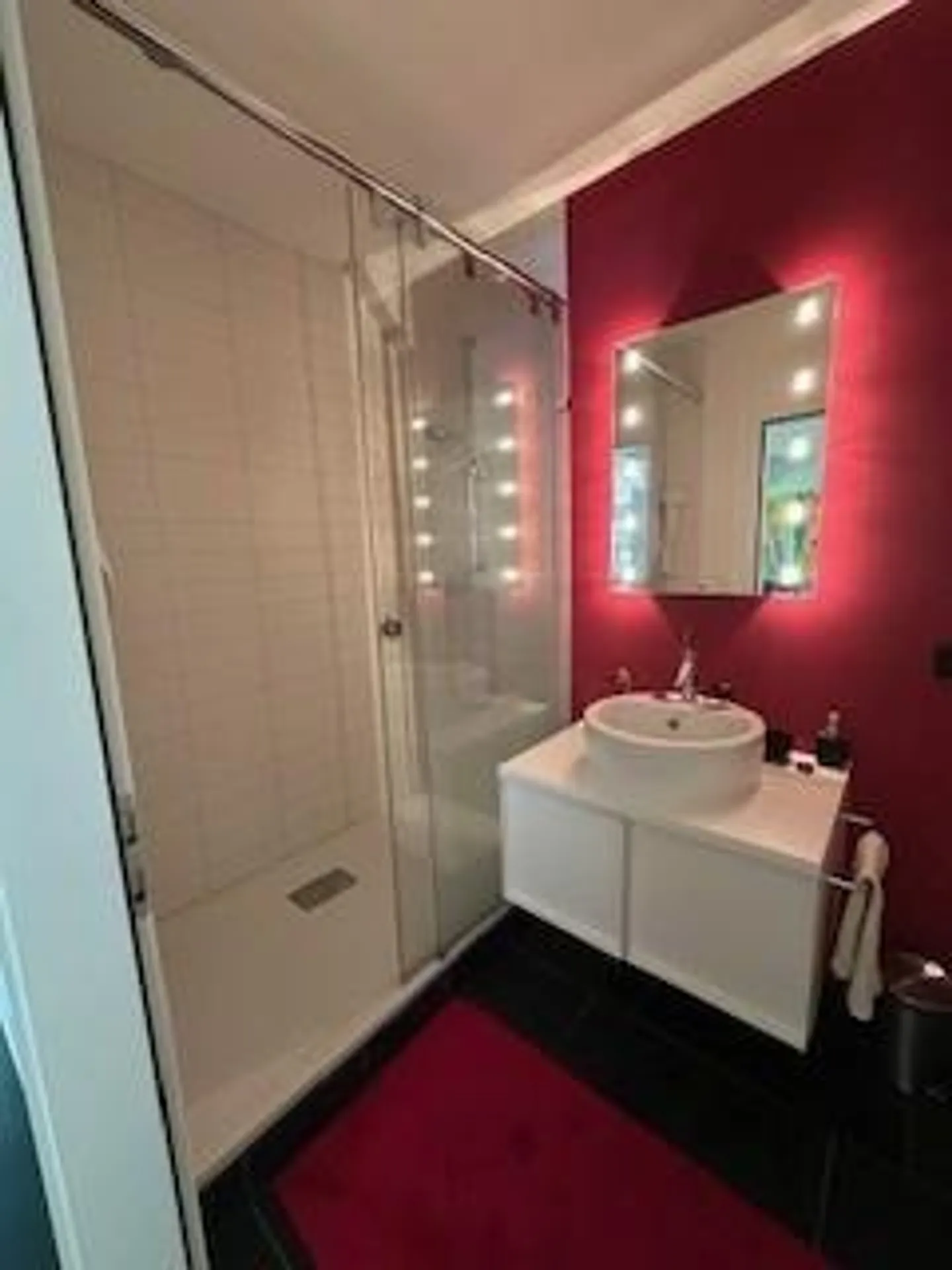 Cozy and Quiet 2.5 Room Apartment, 60m2, CHF 1,150.- incl. NK - Photo 4 of 9