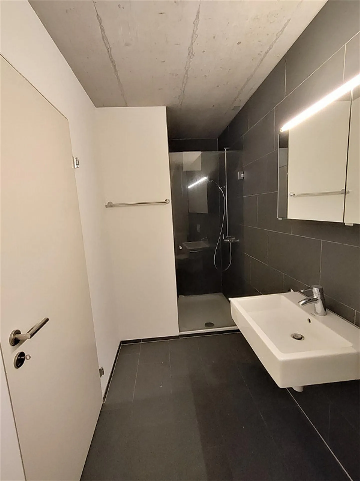 Your new home - Photo 3 of 8