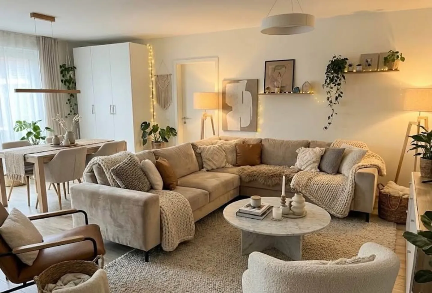 6-room apartment - Photo 1 of 7