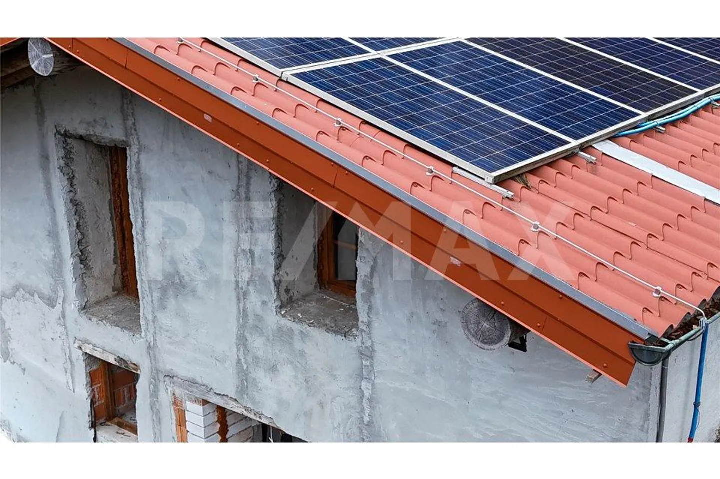 Charming Rustic in a Secluded Location with Expansion Potential - Photo 4 of 13