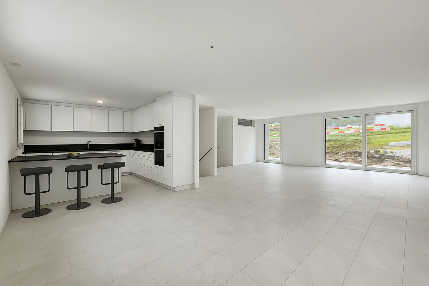 Exceptional House Between Nature and City - Contemporary Near Riaz - Photo 3 of 14