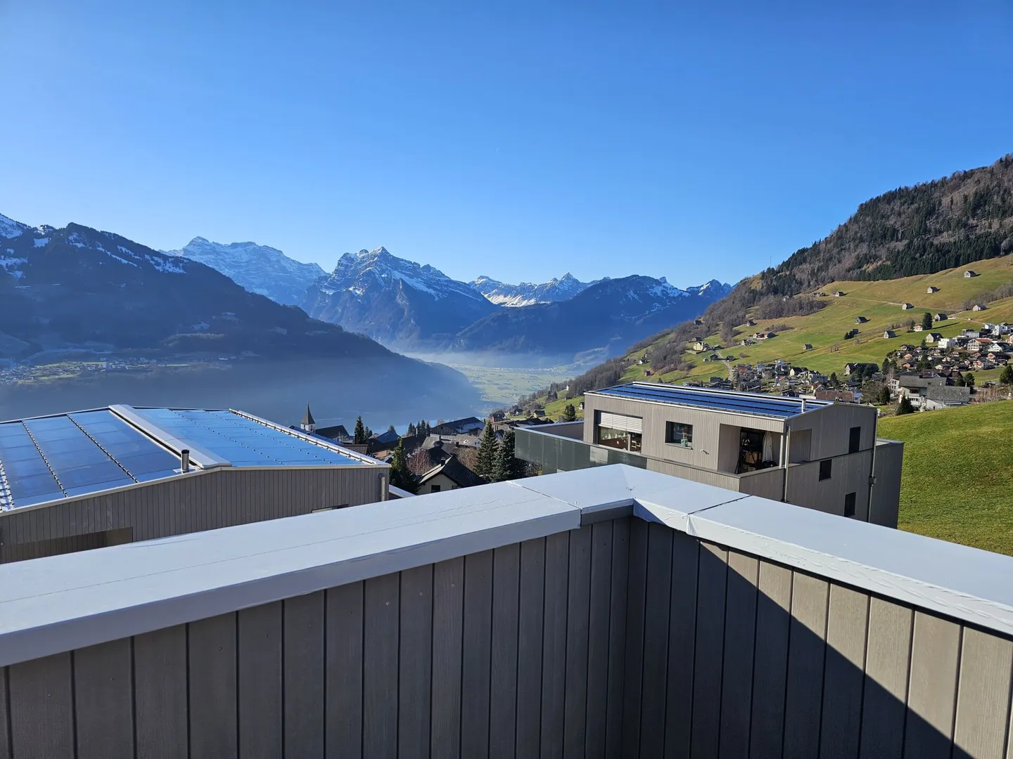 Einmalige Gelegenheit: Nachhaltiges Haus mit positiver Energiebilanz - Foto 1 von 7