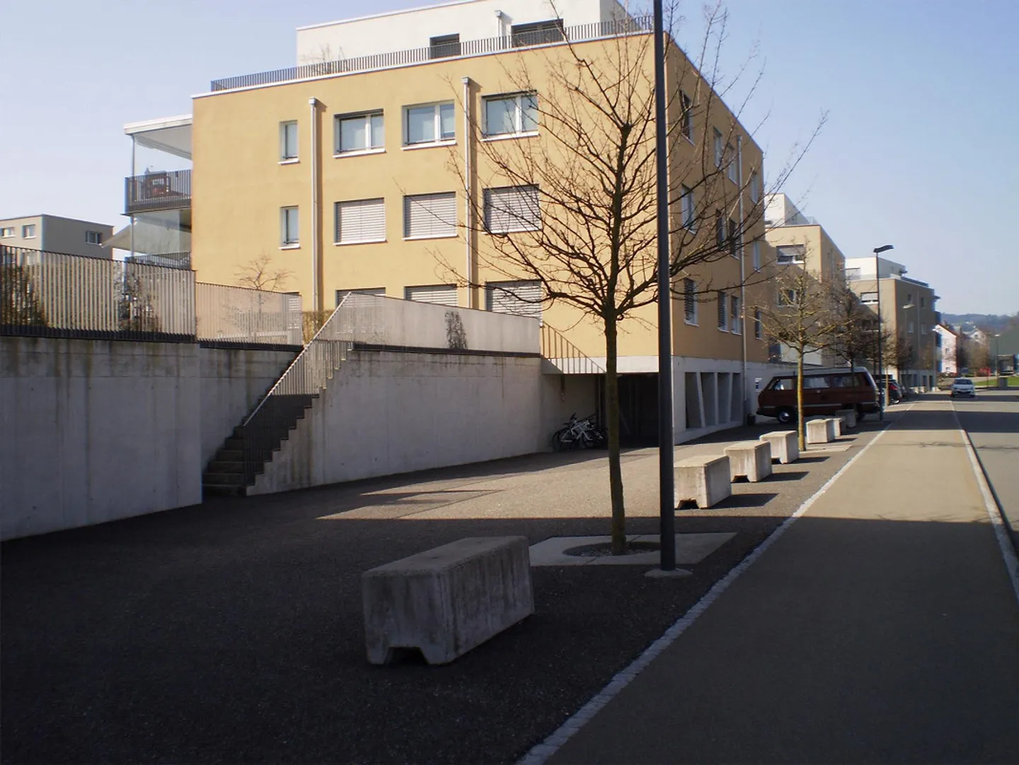 Tiefgaragenplatz zu Vermieten - Foto 2 von 8