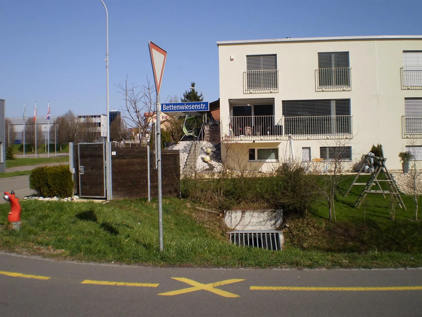 Tiefgaragenplatz zu Vermieten - Foto 1 von 8