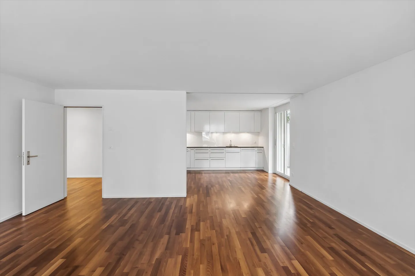 Appartement moderne de 2,5 pièces près de Schaffhauserplatz - Photo 4 sur 9