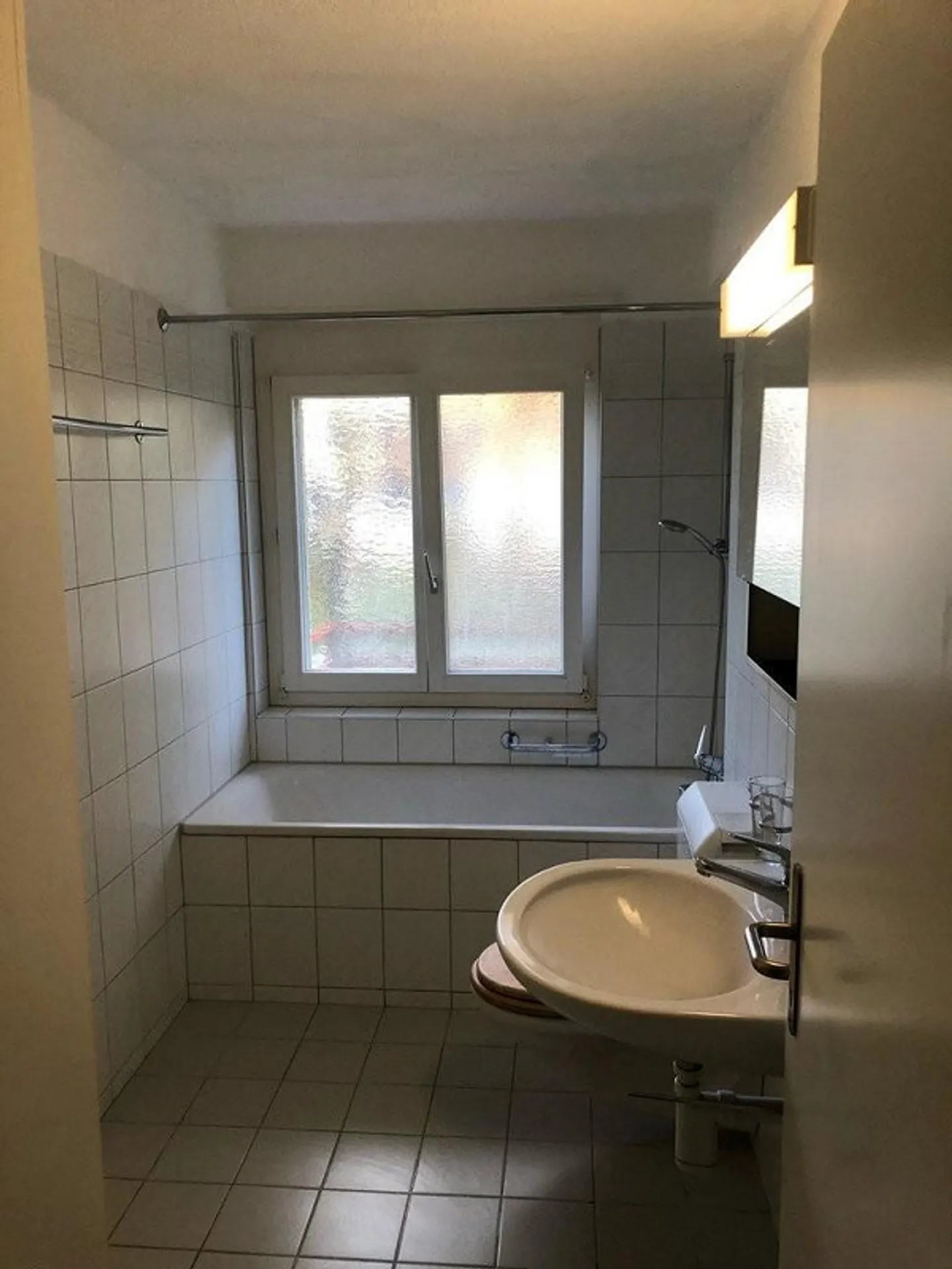 Charmante Wohnung mit Balkon - Foto 3 von 6