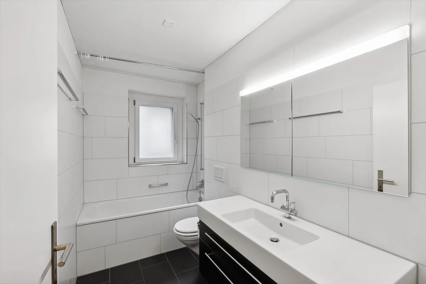 Appartement moderne de 2,5 pièces près de Schaffhauserplatz - Photo 7 sur 9