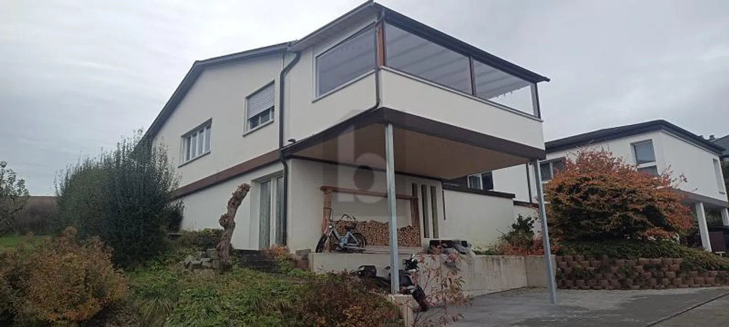 HUGE WINTER GARDEN WITH DREAM VIEW - Photo 1 of 6