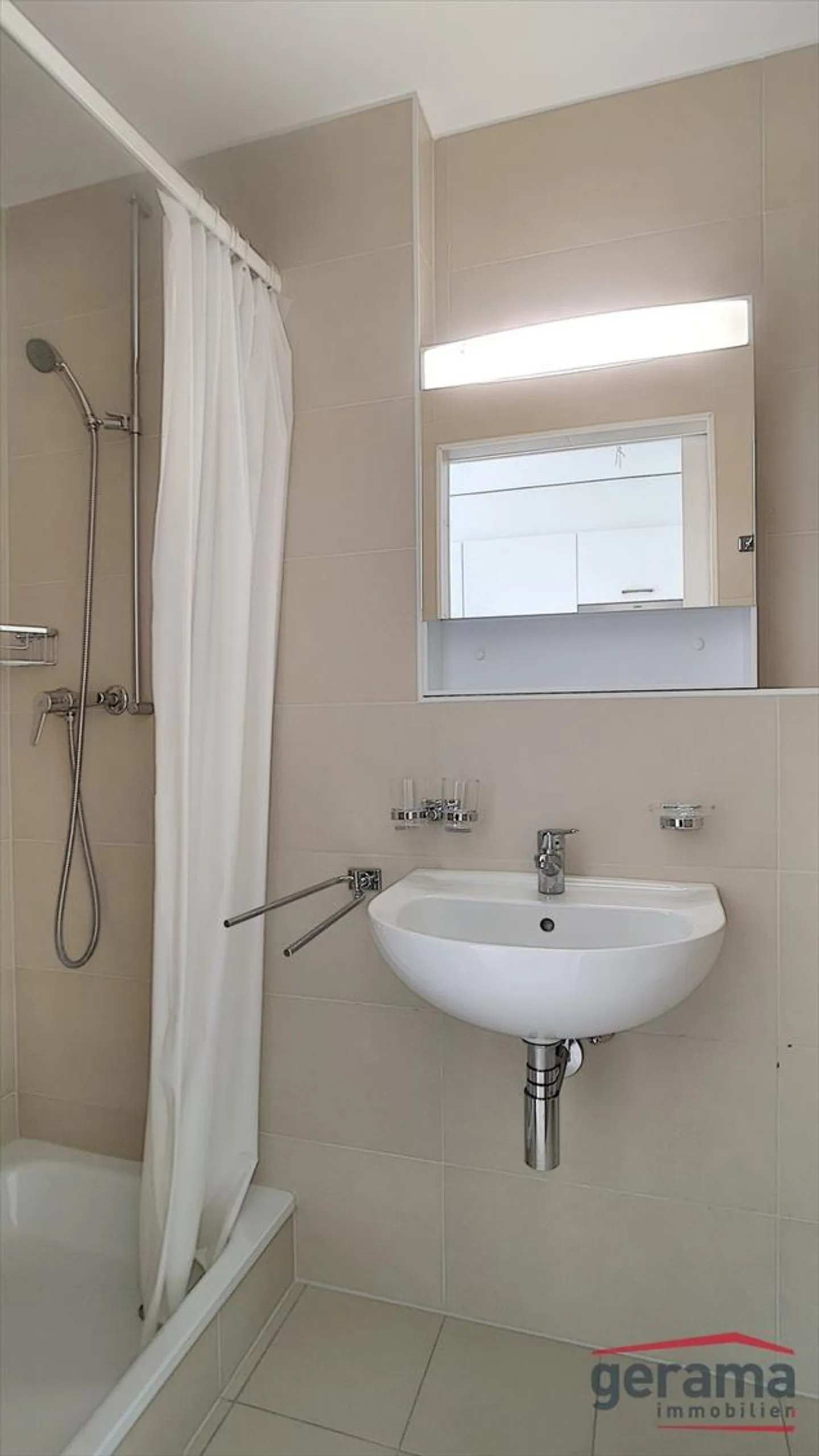 1,5-Zimmer-Wohnung im 5. Stock - Foto 3 von 6