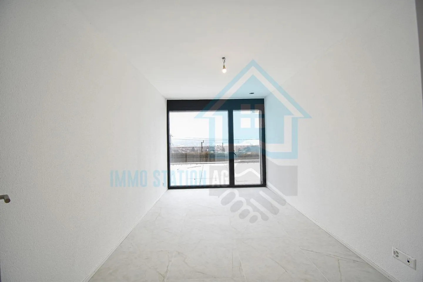 Exclusive New Build Terrace Apartment with Panoramic Views & Highest Living Comfort - Photo 6 of 13