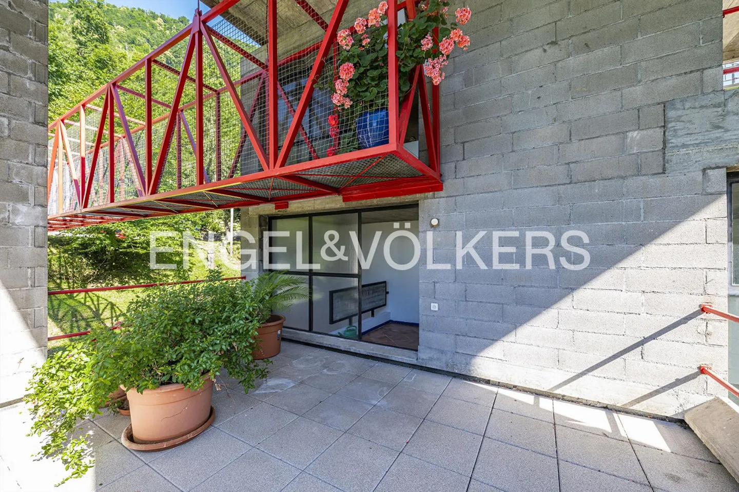 An icon designed by Mario Botta - Photo 6 of 13
