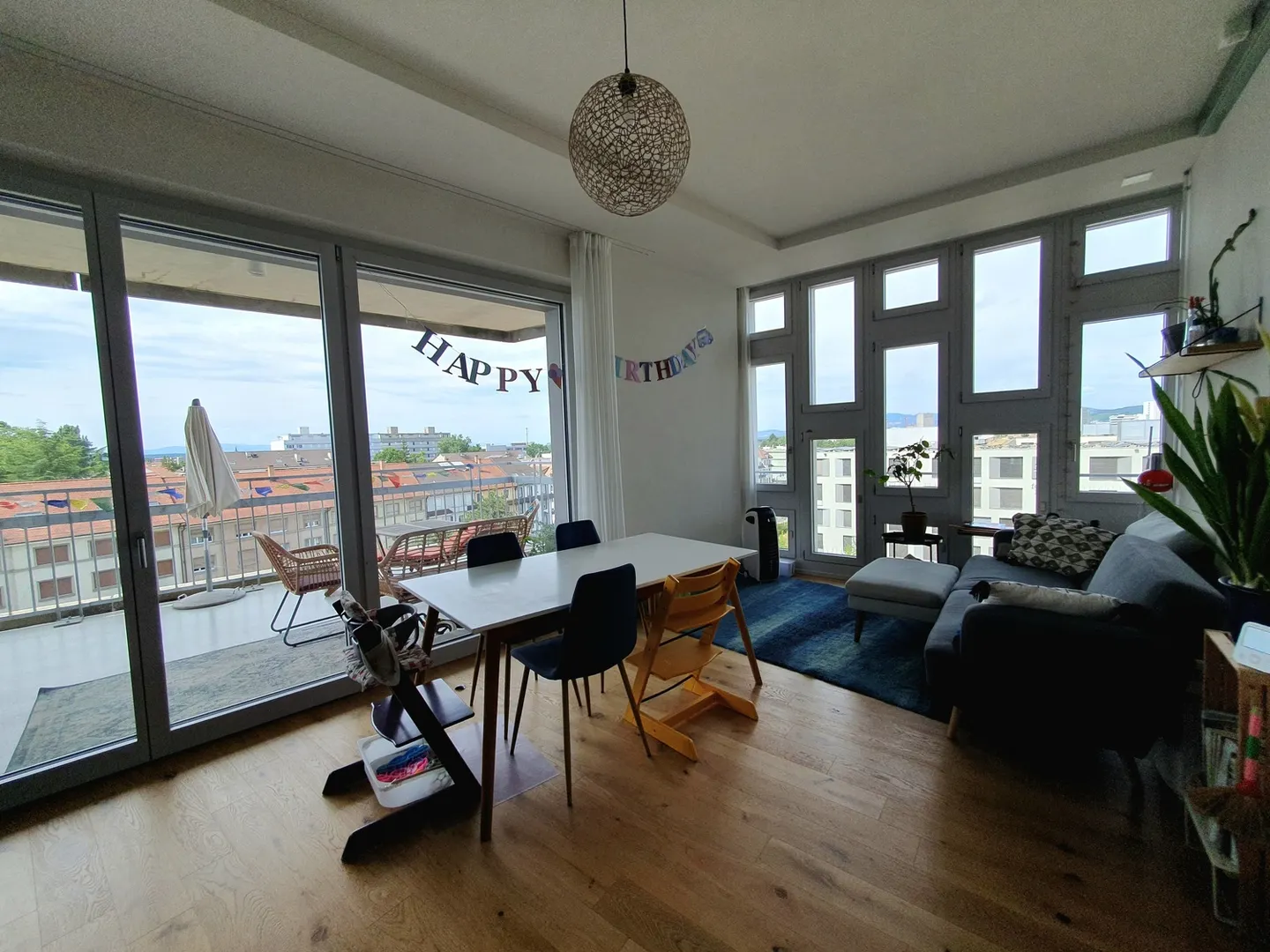 Furnished 4-Room Apartment in Basel - Photo 1 of 10