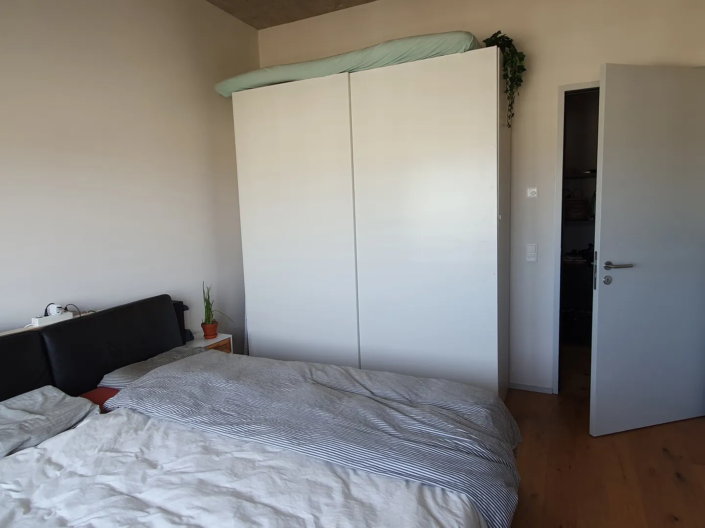 Furnished 4-Room Apartment in Basel - Photo 4 of 10