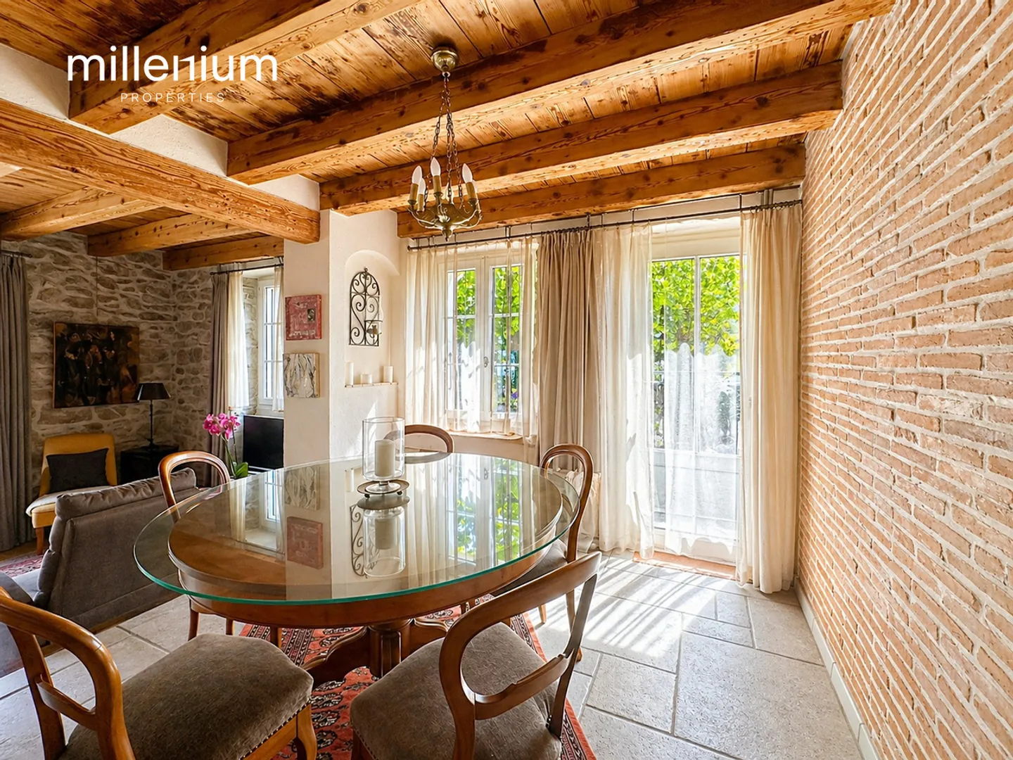Beau duplex meublé de 180 m² à Buchillon - Photo 2 sur 12