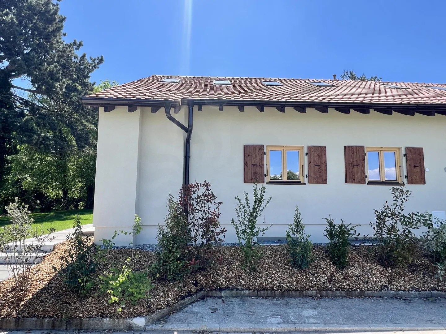 Exclusively: Family home with 6 rooms in a bucolic setting - Photo 3 of 13