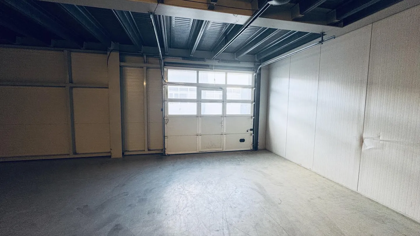 Commerce 2 pièces - Photo 4 sur 6