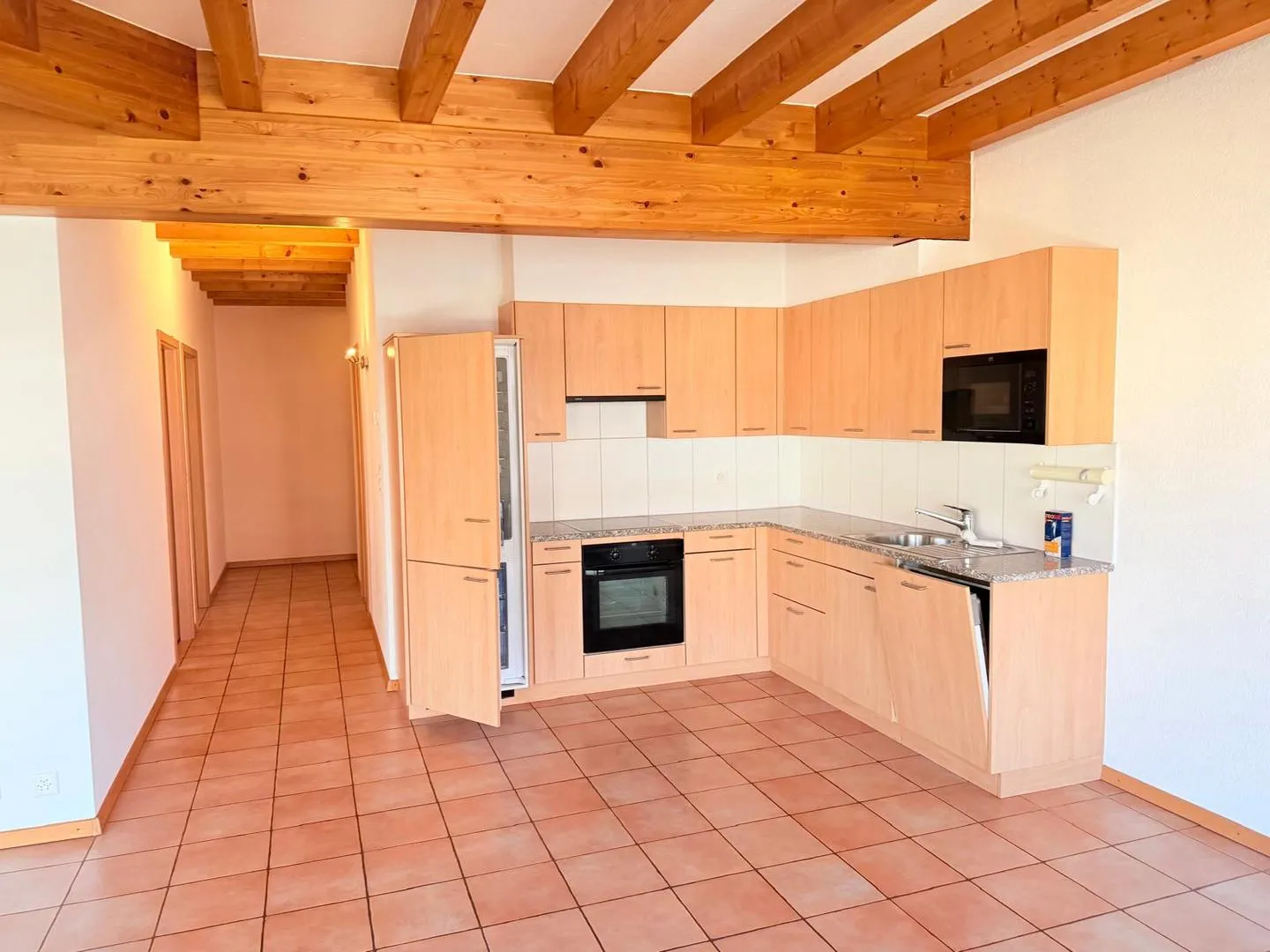 Magnifico appartamento mansardato di 3,5 locali a Conthey - Foto 4 di 7