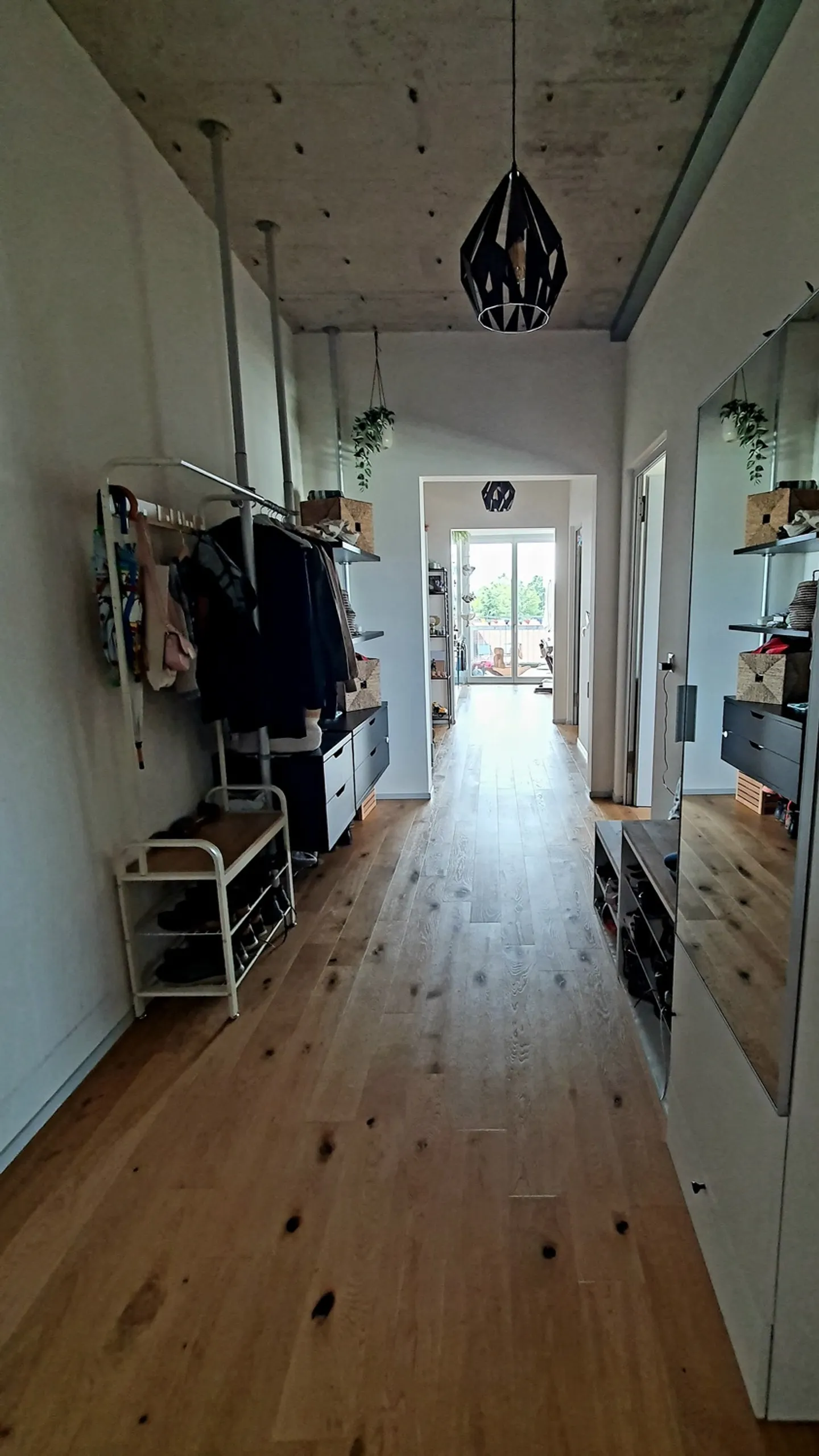 Furnished 4-Room Apartment in Basel - Photo 9 of 10