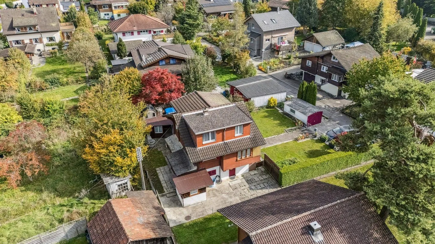 AgentSelly - Familienfreundliches Haus am Chaletweg - Foto 11 von 13