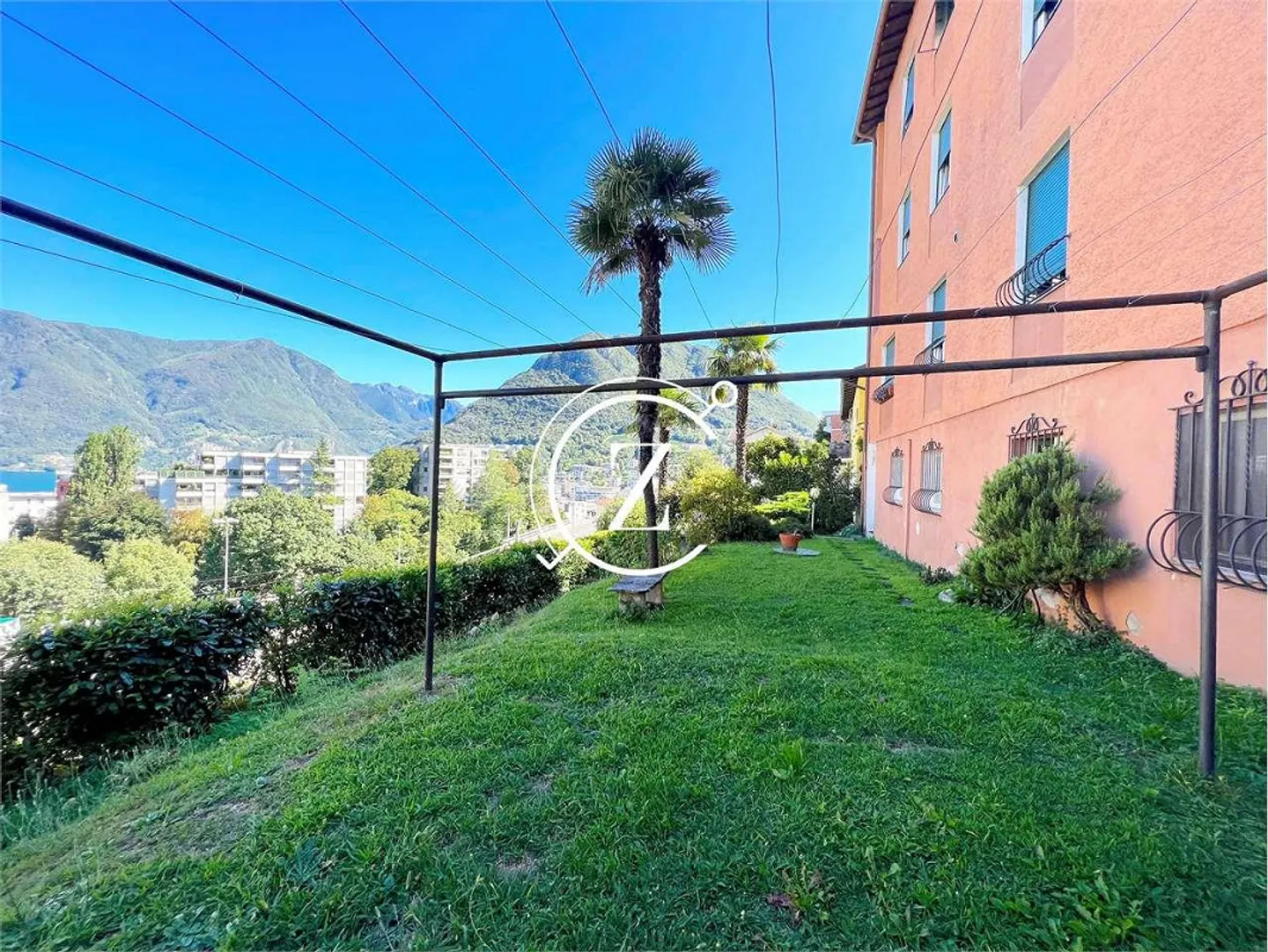 Completely renovated 2.5 apartment with lake view in Lugano - Photo 5 of 7