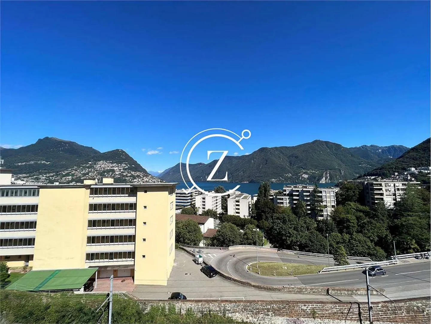 Completely renovated 2.5 apartment with lake view in Lugano - Photo 6 of 7