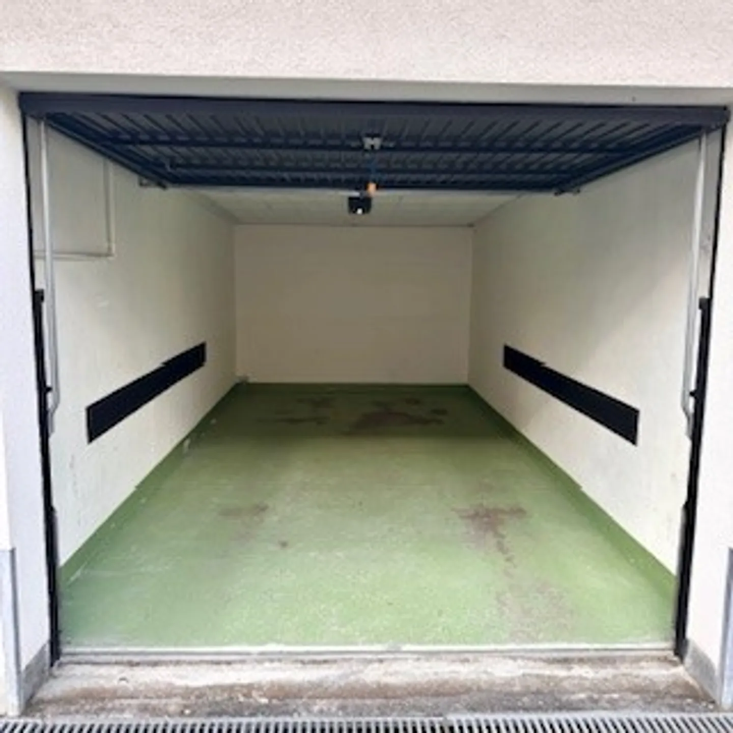 Einzelgarage - Foto 3 von 4