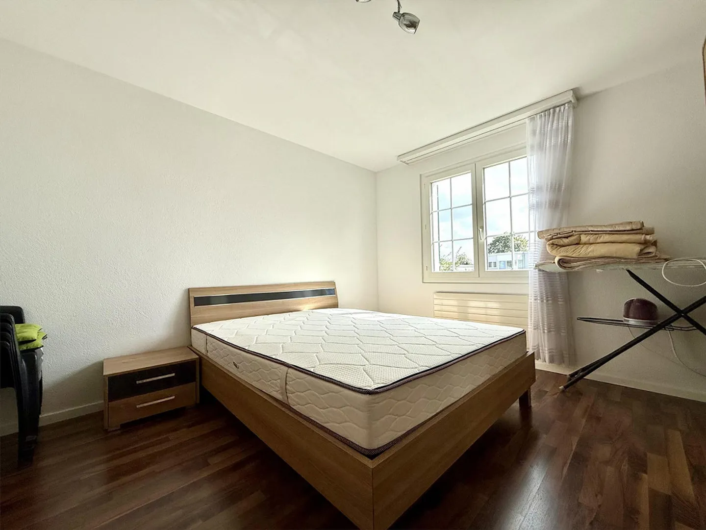 Cozy 4.5-room apartment with balcony in a quiet location in Nürensdorf - Photo 8 of 11